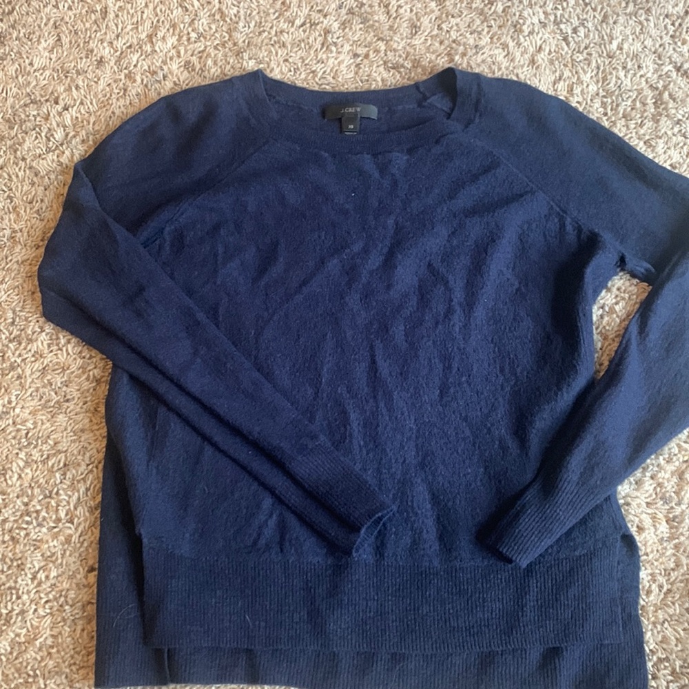 Long sleeve fitted sweater